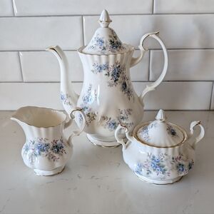 Royal Albert Blue Blossom Bone China Teapot, Creamer Sugar Bowl with Lid England